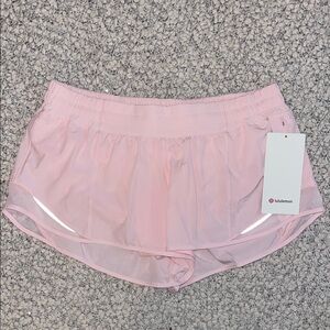 NWT LULULEMON HOTTY HOT SHORTS
